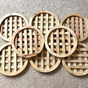 Wooden Lattice Plate Charger Set